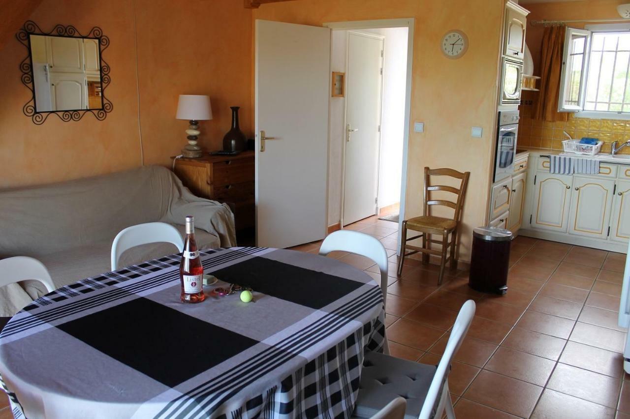 Appartement Dans La Residence Les Mazets De Camargue Arles Kültér fotó