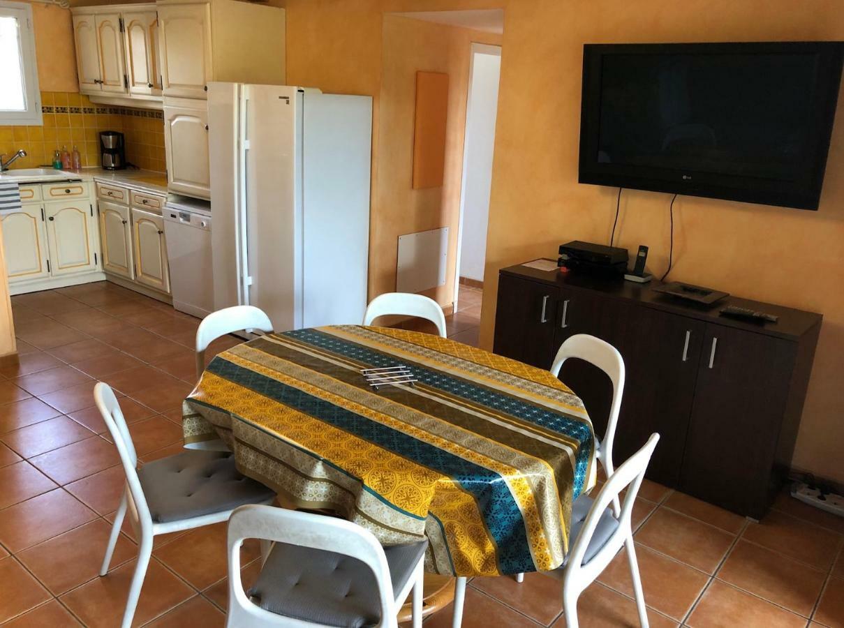 Appartement Dans La Residence Les Mazets De Camargue Arles Kültér fotó